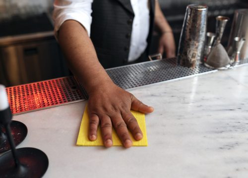 bartender-preparing-drink-bar